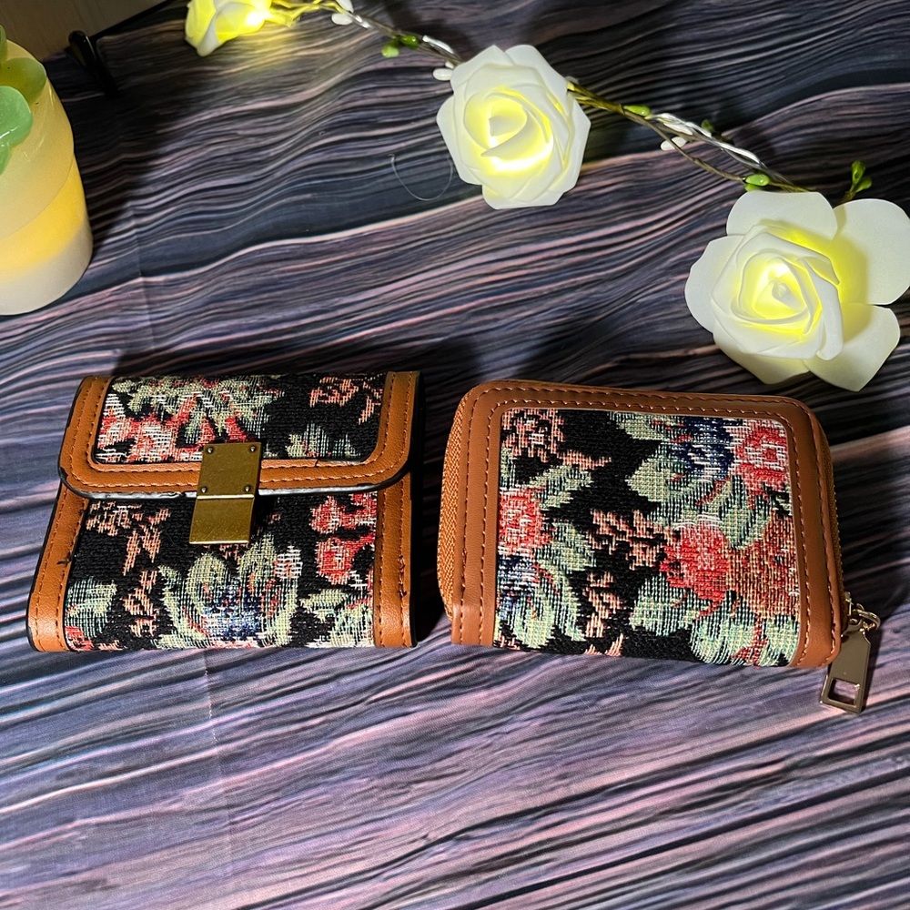 Vintage Look Floral Embroidered Trifold Wallet Matching Accordion Card Case